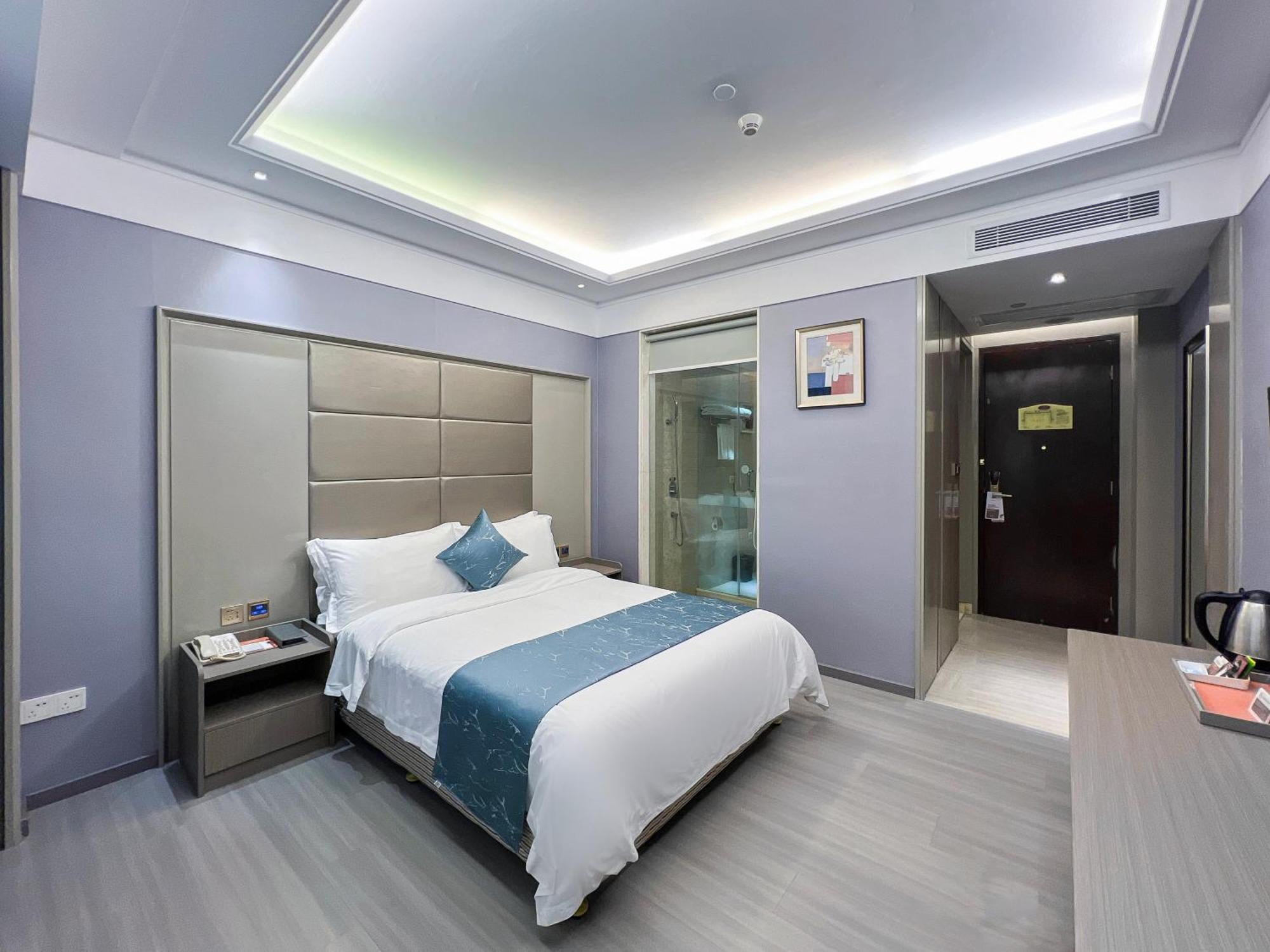 Ramada Shenzhen Baoan Hotel Exterior photo